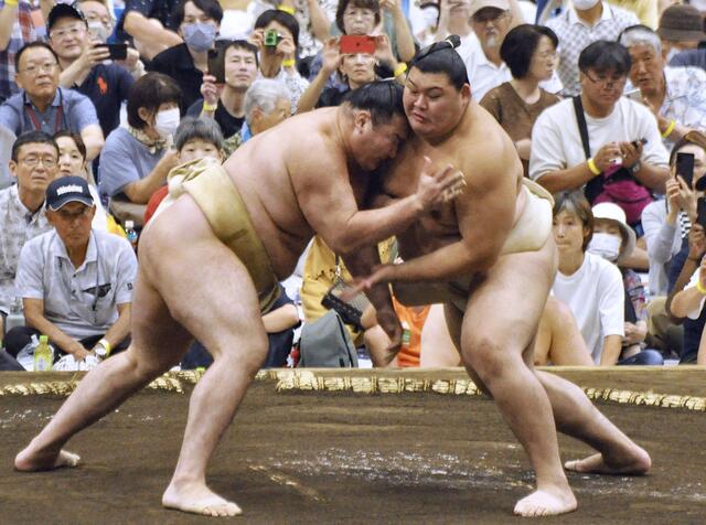 秋場所へ向け両横綱が激稽古!大の里は課題克服へ、豊昇龍は全勝で絶好調