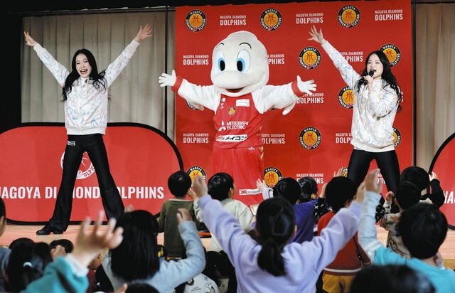 名古屋ドルフィンズ公式チアが園児と楽しくダンス！スポーツの楽しさを伝えるイベント