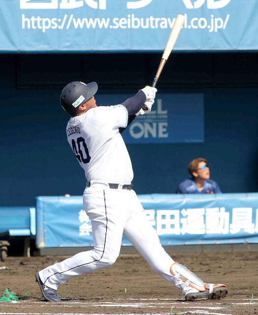 西武の怪力助っ人、移籍後初実戦で大暴れ！今季チーム 1 号はオリックスから移籍のセデーニョ