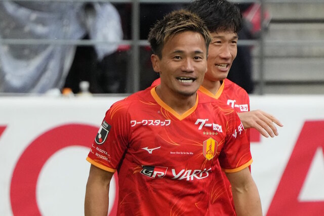 名古屋 MF 徳元悠平、神戸戦で見事な FK 弾を決める！