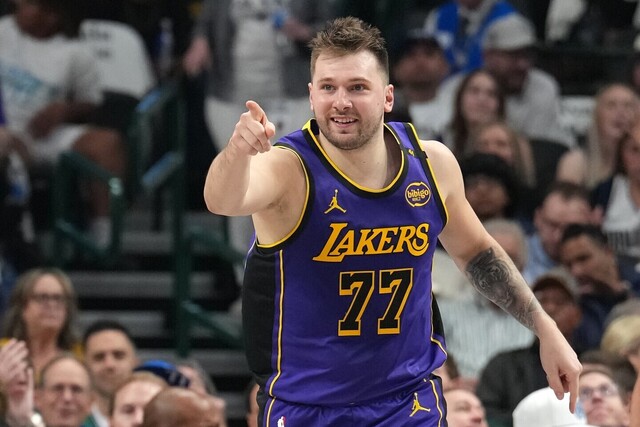 【NBA】ドンチッチの凱旋45得点でレイカーズがプレーオフ進出決定！八村塁も好調