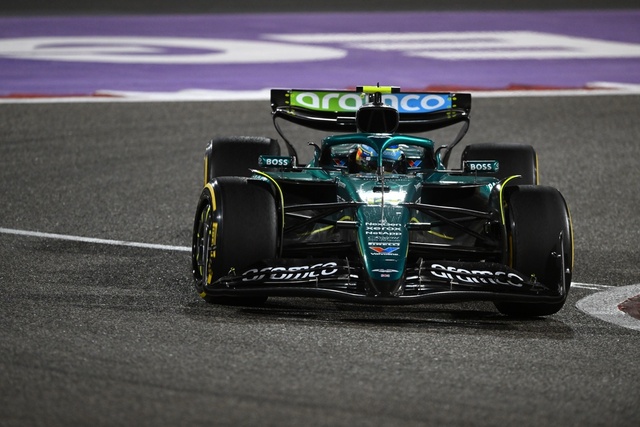アストンマーティンの挑戦：2025年F1シーズンの苦戦と2026年新レギュレーションへの準備