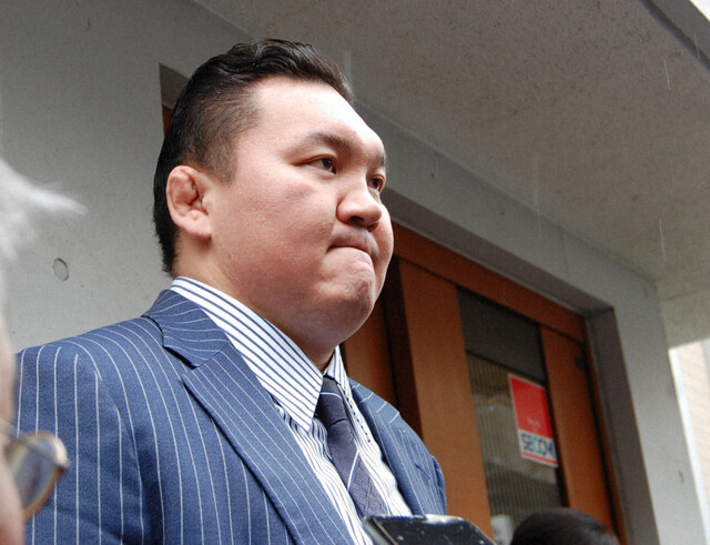 大相撲の宮城野親方、退職報道を毅然と否定