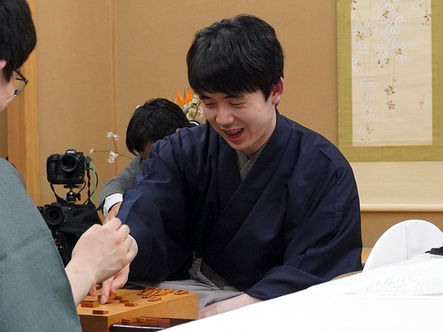 藤井聡太名人と永瀬拓矢九段の激闘！名人戦での終盤力の凄さ