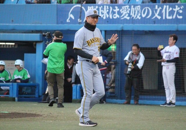 「藤川監督の四国凱旋の輝き！阪神、ヤクルト戦で大活躍」
