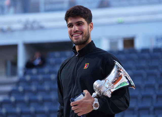 テニス＝アルカラス、イタリア国際初優勝！世界1位シナーをストレートで下す
