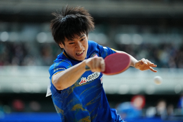 戸上隼輔、激闘を制し46年ぶりのメダルへ！世界卓球選手権2025