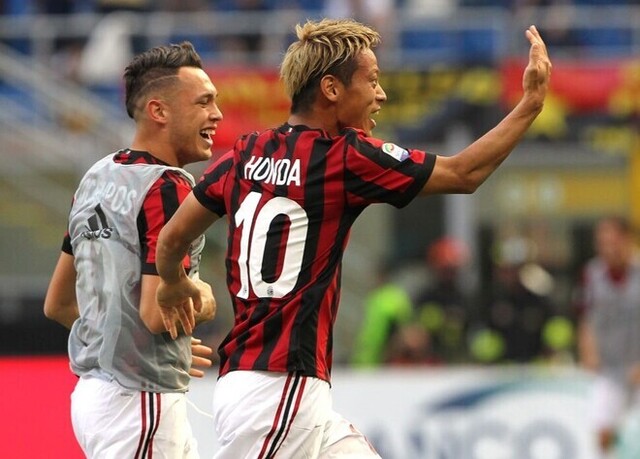 ミランの低迷期を象徴する本田圭佑：背番号10の重圧とその後の復活