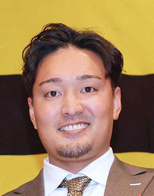 阪神タイガースOBが神戸弘陵女子硬式野球部を訪問！秋山拓巳BAらがプロの技術指導を実施