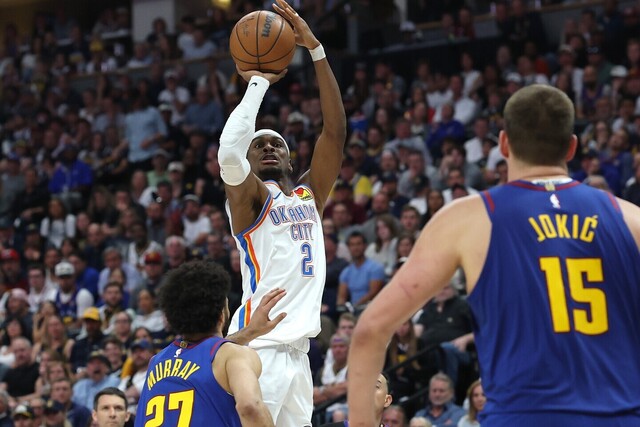NBA MVPの歴史と海外選手の台頭：7年連続の海外出身者受賞