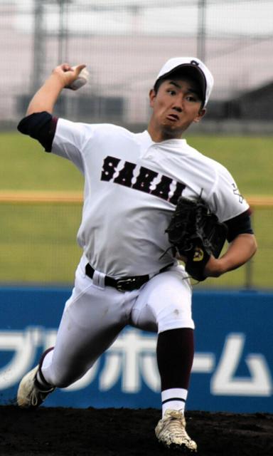 逆境を乗り越え夏の大会へ！境高校の井崎健裕投手が関東大会で見せた力投