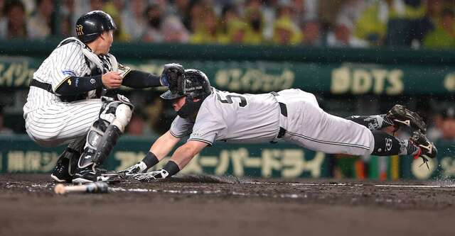 巨人・浅野翔吾が甲子園で劇的勝利を導く！森下バットで先制打＆ヘッドスライディング生還