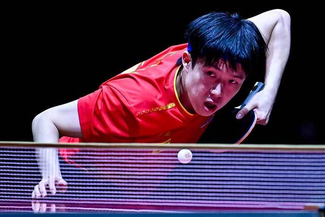 卓球世界選手権でのラケットトラブル：中国選手の苦悩とITTFへの抗議