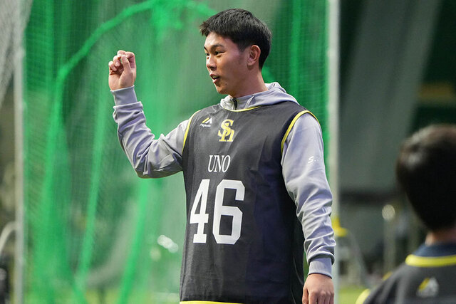 ソフトバンクの新星・宇野真仁朗、内川聖一を彷彿とさせる芸術的右打ちでファームを席巻