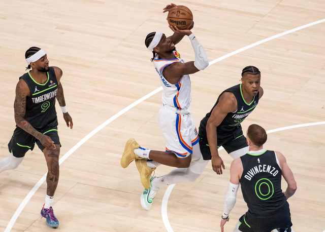 ＮＢＡプレーオフ西地区決勝第1戦：サンダーがウルブズを圧倒、シェイ・ギルジャス・アレクサンダーの活躍で先勝