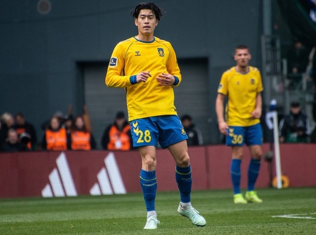 鈴木唯人がフライブルクに電撃移籍！日本サッカー界の新たな星が誕生