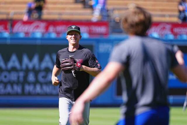 キケ・ヘルナンデスとスコット・マクガフの友情物語：MLBでの再会と東京での思い出