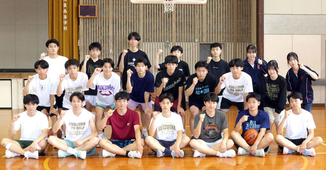 静岡県高校バスケットボール総体開幕！袋井商の野球部出身監督が目指すベスト16