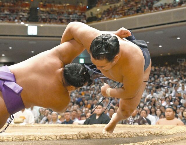 豊昇龍、行司のアクシデントも乗り越え6勝目！大相撲夏場所での集中力と戦略