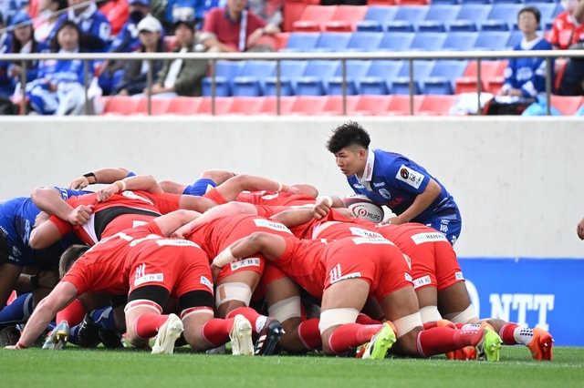 【ラグビー】スティーラーズがスクラム戦術でブルーレヴズを撃破！プレーオフ準々決勝の勝因を徹底分析