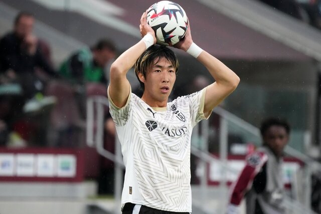 関根大輝が挑むパリSGとの決戦：北中米W杯出場をかけたスタッド・ランスの戦い