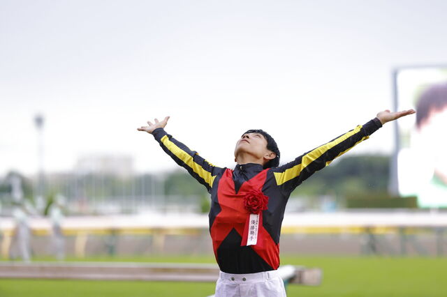 【日本ダービー2025】クロワデュノールが圧勝！北村友一騎手の重圧を乗り越えた勝利