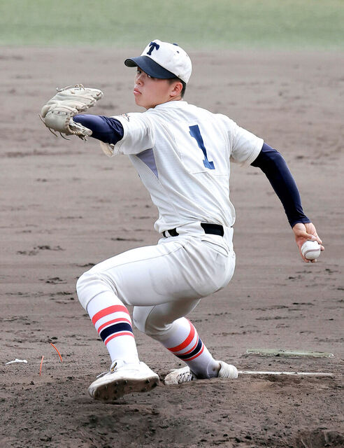 【高校野球】東洋大姫路が37年ぶりの春の近畿王者！木下鷹大の完封劇に岡田監督絶賛