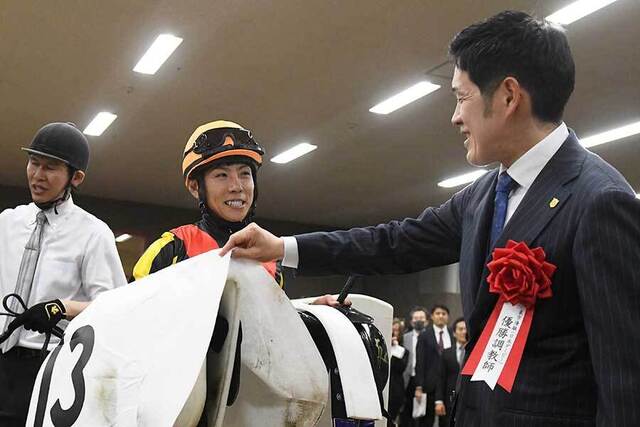 クロノジェネシスの新たな挑戦：繁殖牝馬としての輝きと日本ダービーの記憶
