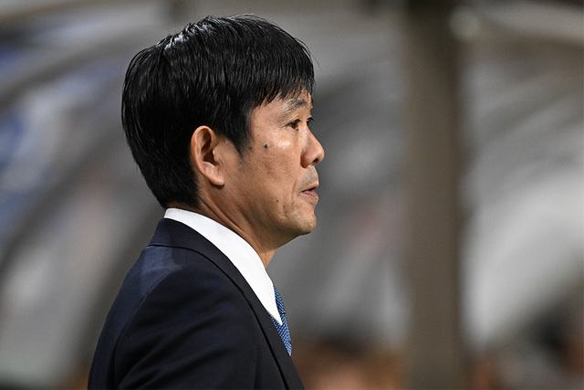 森保一監督の挑戦状～W杯1年前の革命「批判覚悟の若手起用」が描く未来戦略