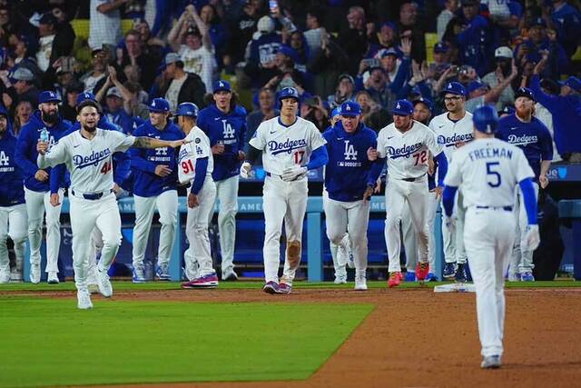 ドジャースの劇的サヨナラ勝利！ジェイソン・ベイトマンの熱狂シーンも話題に