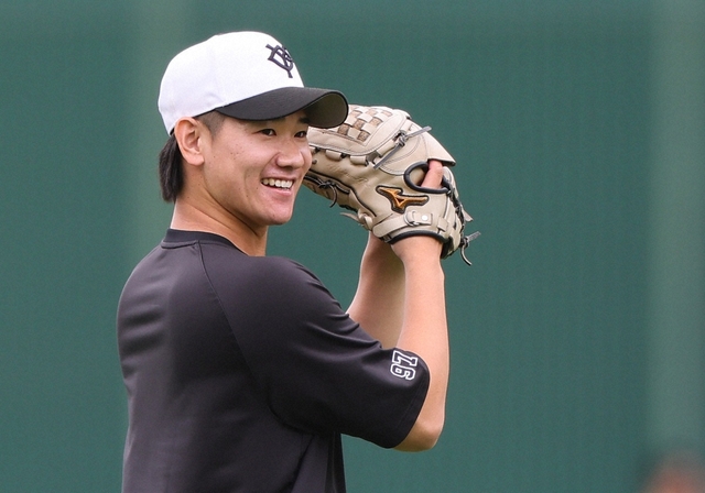 侍ジャパンの新星・井上温大の魅力とチームメートの熱い想い