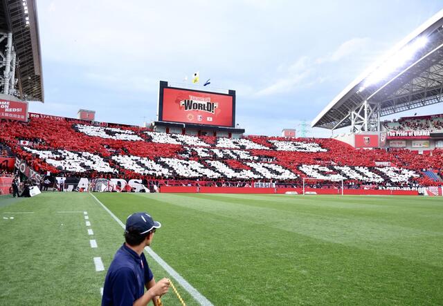 浦和レッズ、クラブW杯へ向けて壮行セレモニーで勝利！グスタフソンの2ゴールが鍵