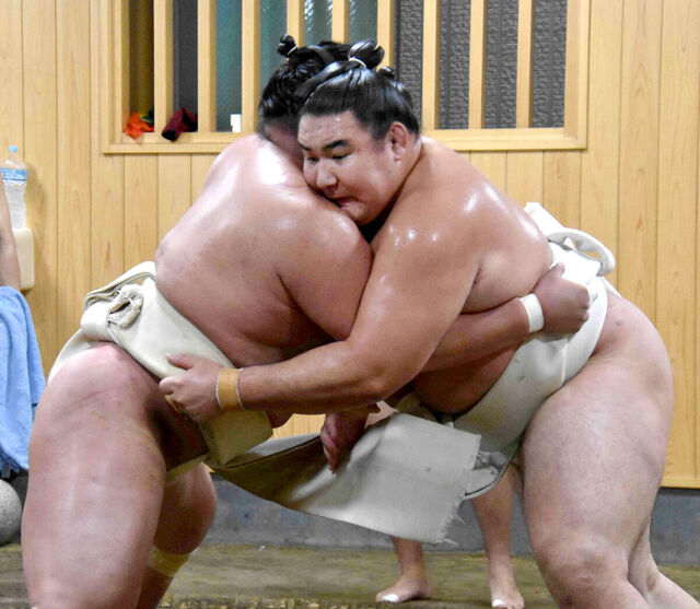 欧勝馬、名古屋場所で新三役へ向けて上位総当たりに挑む
