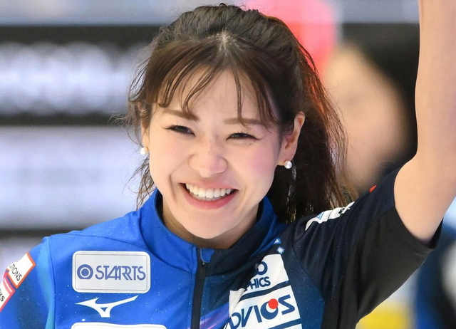 ロコ・ソラーレの新たな挑戦：吉田知那美とチームの絆を深めるカジュアルフォト撮影