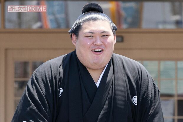 大の里：最速昇進の新横綱、涙と努力の軌跡