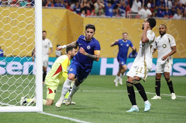 チェルシーがロサンゼルスFCを圧倒！クラブW杯2025で2-0の快勝スタート