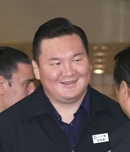 白鵬、参院選出馬の打診と相撲の世界化への情熱