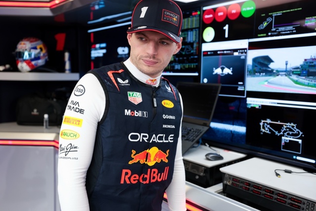 F1スペインGPでのフェルスタッペンとラッセルの接触事件：元ドライバーが語る真相