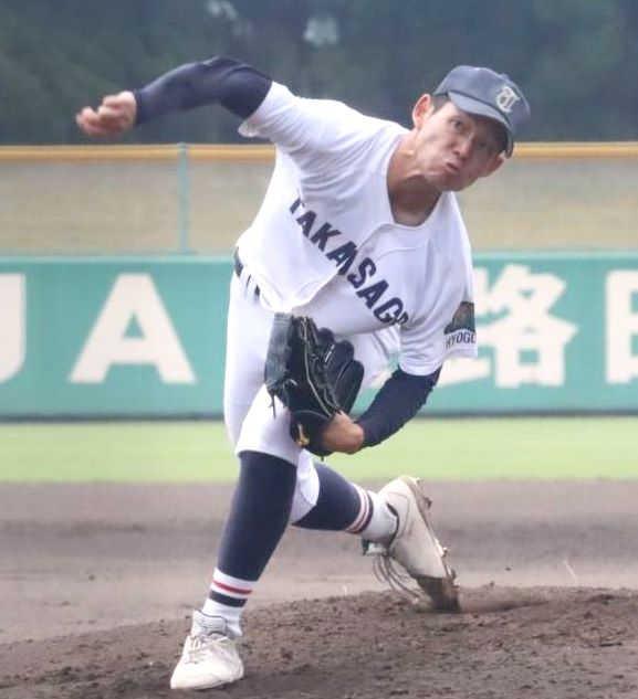 高砂高校野球部、小山正明氏への弔い星を届ける！初戦突破で東洋大姫路に挑む