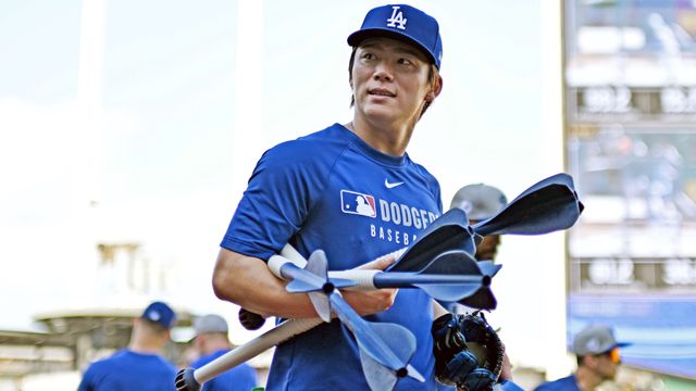 山本由伸のユーモラスな演技が話題！ボブルヘッド人形との会話がSNSで大反響