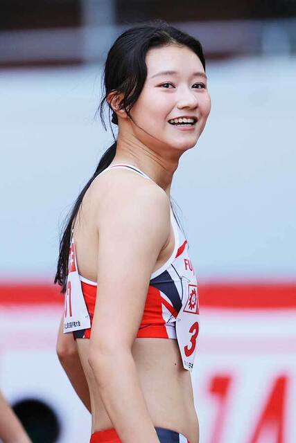 田中佑美が女子100メートル障害で初優勝！驚きの表情が話題に