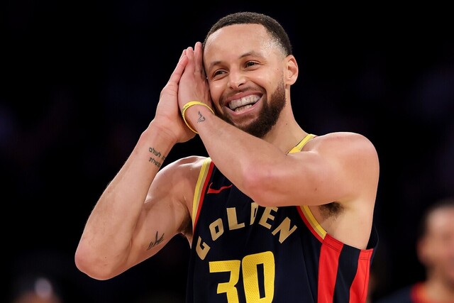 ステフィン・カリーの挑戦：17年目のNBAシーズンに向けた準備と引退への考え