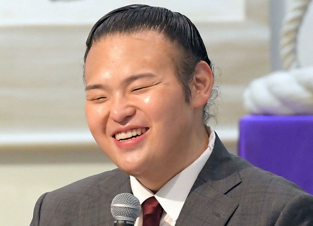 大相撲元大関貴景勝、引退後の激変ぶりにファン驚愕！近影公開で「誰ですか？」の声続出