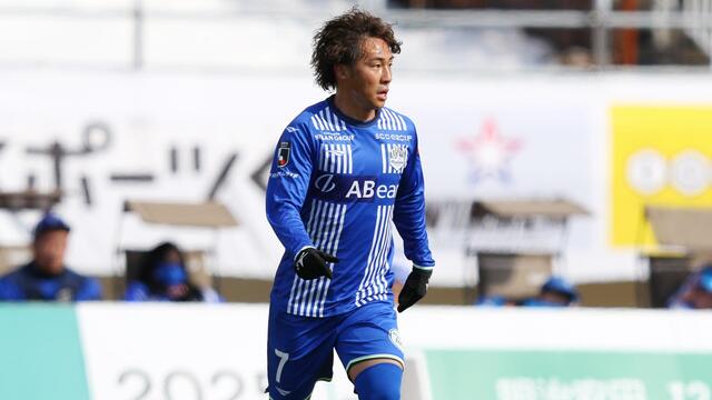 横浜FCが山形から高江麗央を完全移籍で獲得！J1復帰へ向けた新戦力が意気込み語る