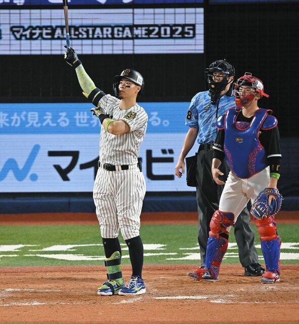 佐藤輝明の特大弾が侍ジャパンの期待を高める！井端監督の予言が現実に