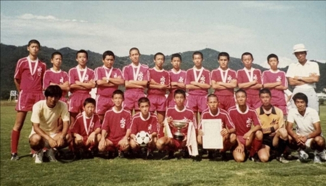 井原正巳のサッカー人生：中学時代のワンマンFWから日本代表までの軌跡