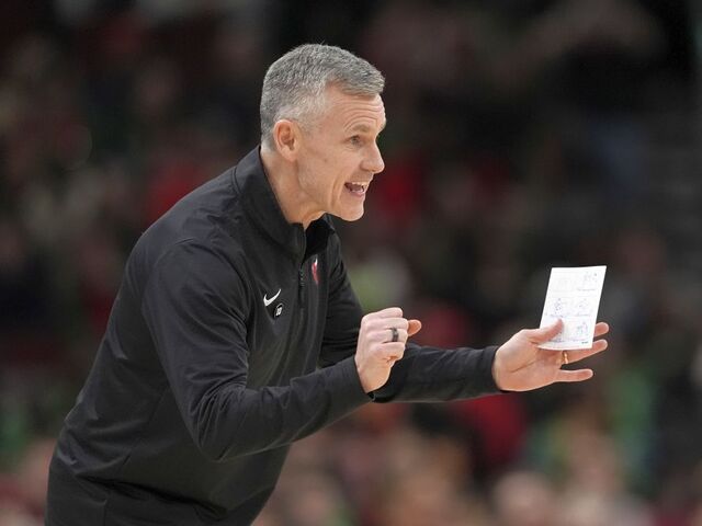 【NBAシカゴ・ブルズ】ビリー・ドノバンHC続投で加速する若手育成！新戦力×スピードバスケが描く新時代の可能性