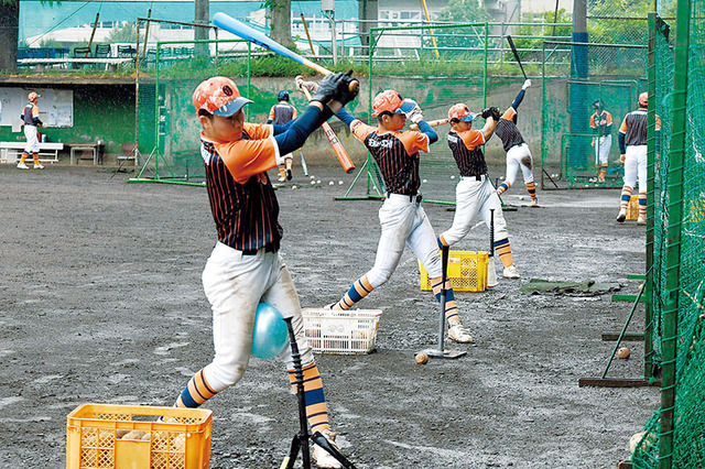＜高校野球＞大宮北の新たな挑戦：基礎を徹底し、甲子園を目指す