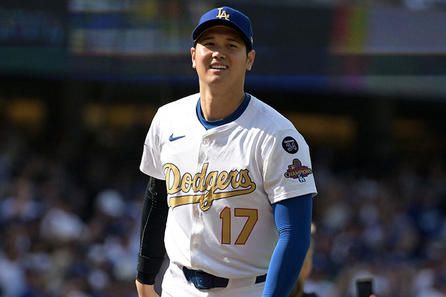ドジャースの超豪華WSリング配布でファン熱狂！2024年ワールドシリーズ記念