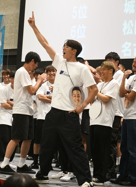 Jリーグ2025：アビスパ福岡選抜総選挙で永石拓海が初の1位獲得！「神7」の新たな顔ぶれ